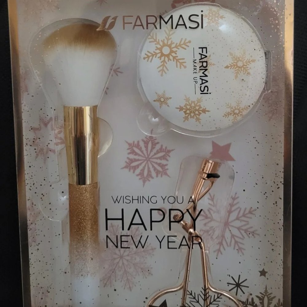 farmasi happy new year - Picture 1 of 1